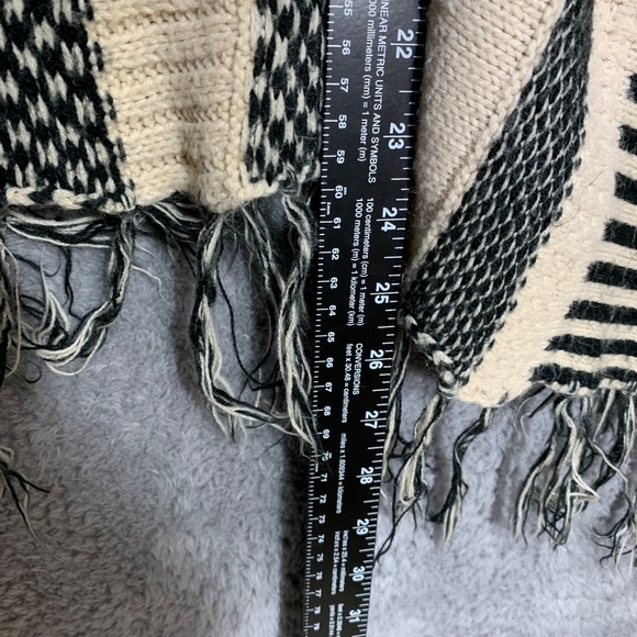 Hot & Delicious Women’s Kimono Cardigan Black White Striped Fringe Open Front Sw - Picture 7 of 7